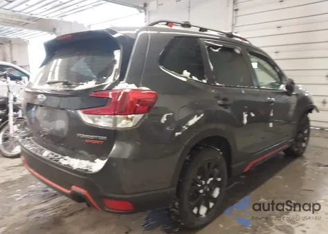 2021 Subaru Forester Sport z USA, uszkodzony, nr VIN JF2SKARC6MH402989
